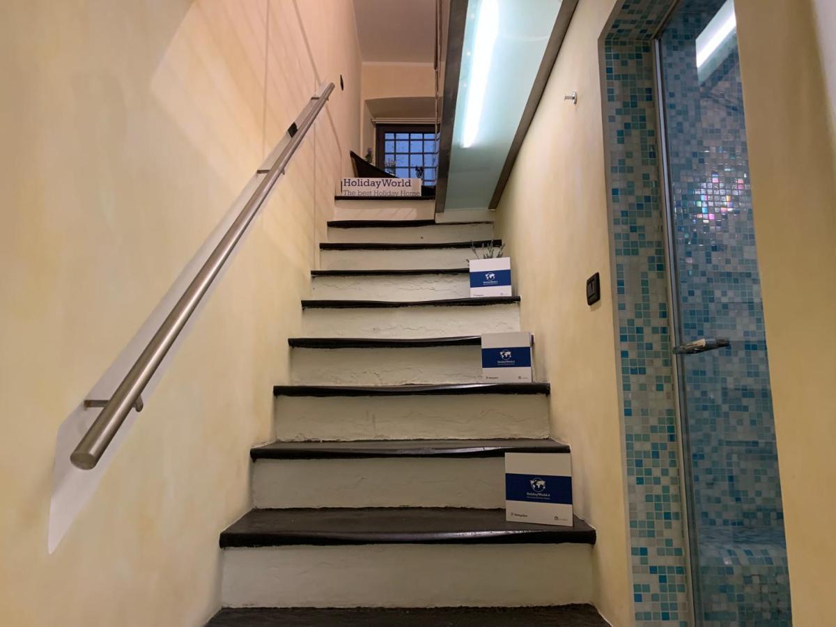 House Pellicceria By Holiday World Genoa Bagian luar foto