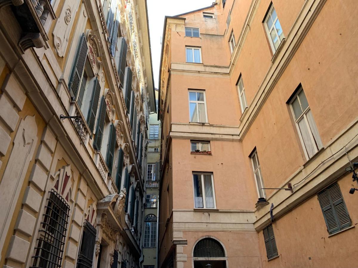 House Pellicceria By Holiday World Genoa Bagian luar foto